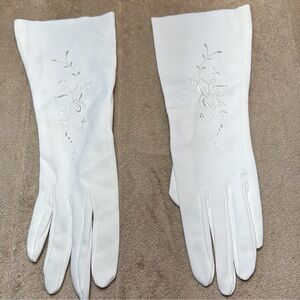 Vintage Embroidered Gloves